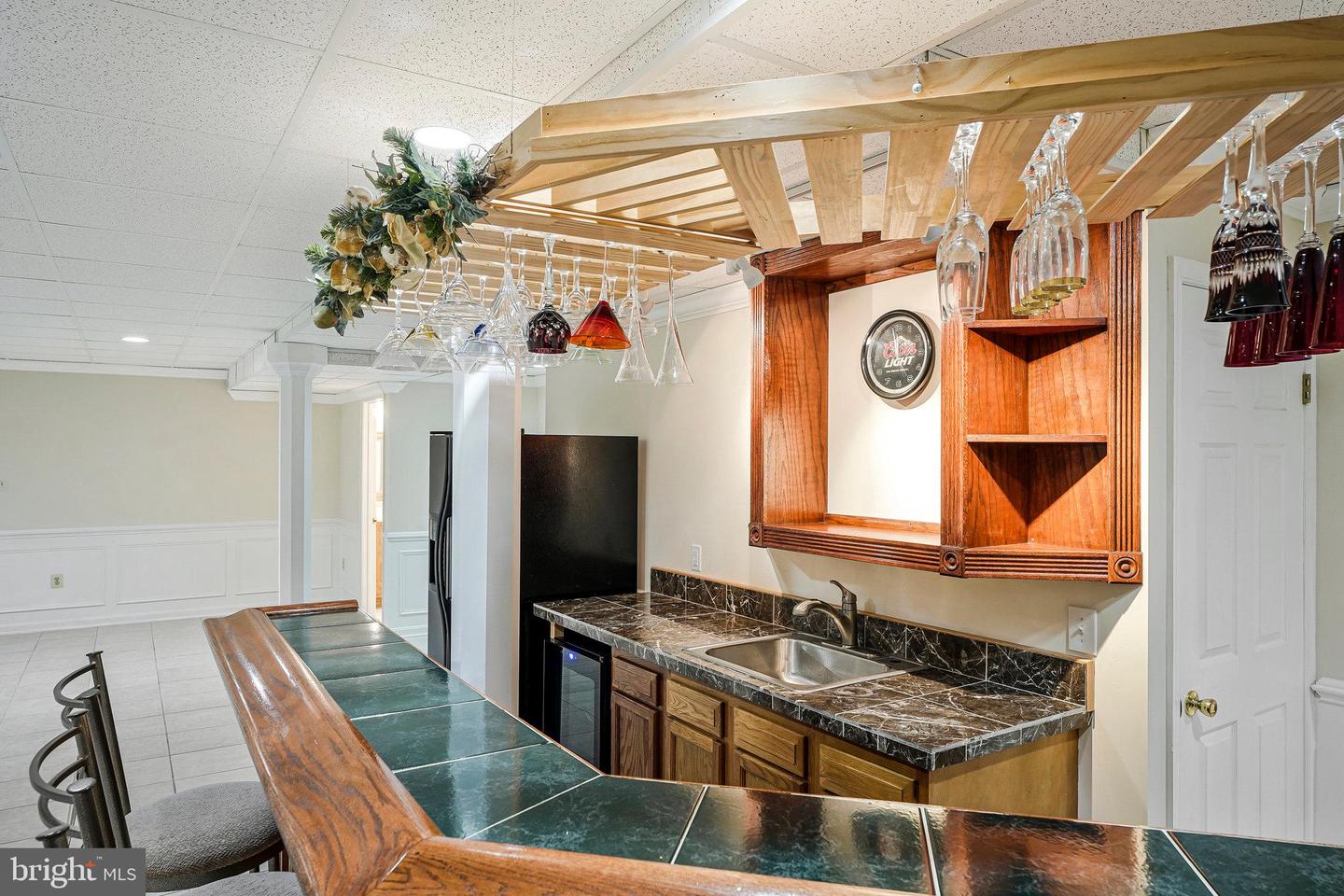 8652 TUTTLE RD, SPRINGFIELD, Virginia 22152, 5 Bedrooms Bedrooms, ,4 BathroomsBathrooms,Residential,For sale,8652 TUTTLE RD,VAFX2247602 MLS # VAFX2247602