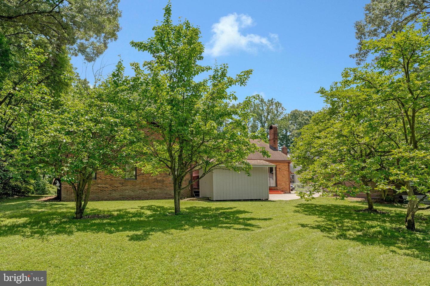8652 TUTTLE RD, SPRINGFIELD, Virginia 22152, 5 Bedrooms Bedrooms, ,4 BathroomsBathrooms,Residential,For sale,8652 TUTTLE RD,VAFX2247602 MLS # VAFX2247602