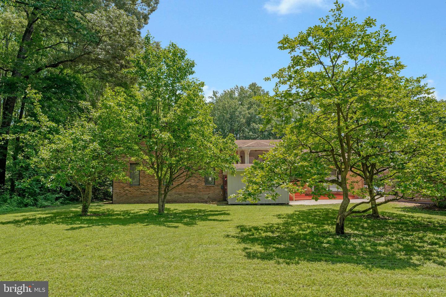 8652 TUTTLE RD, SPRINGFIELD, Virginia 22152, 5 Bedrooms Bedrooms, ,4 BathroomsBathrooms,Residential,For sale,8652 TUTTLE RD,VAFX2247602 MLS # VAFX2247602