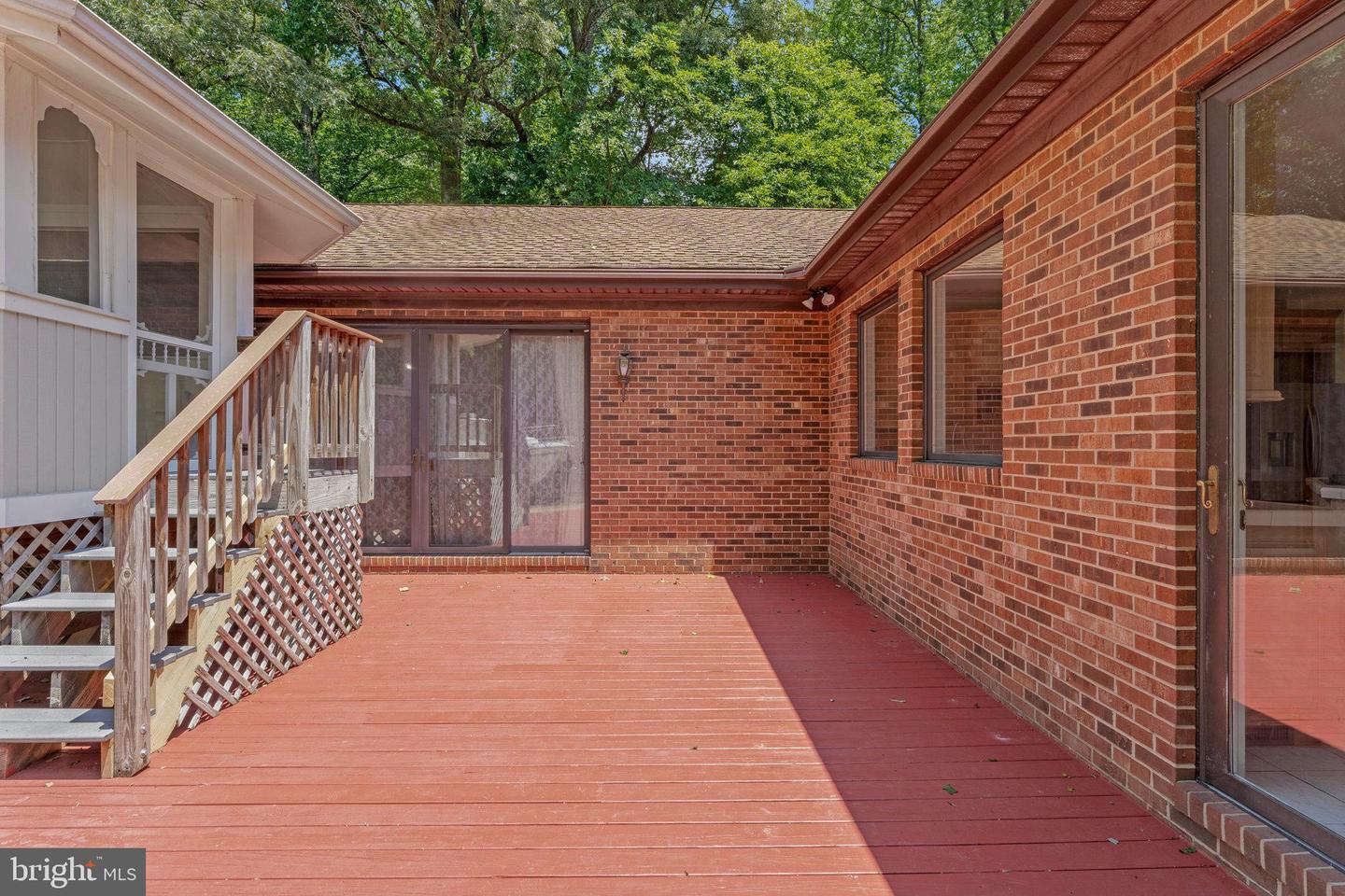8652 TUTTLE RD, SPRINGFIELD, Virginia 22152, 5 Bedrooms Bedrooms, ,4 BathroomsBathrooms,Residential,For sale,8652 TUTTLE RD,VAFX2247602 MLS # VAFX2247602