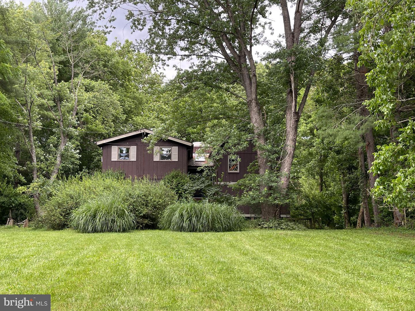 175 HOWELLSVILLE RD, FRONT ROYAL, Virginia 22630, 2 Bedrooms Bedrooms, ,2 BathroomsBathrooms,Residential,For sale,175 HOWELLSVILLE RD,VAWR2011482 MLS # VAWR2011482