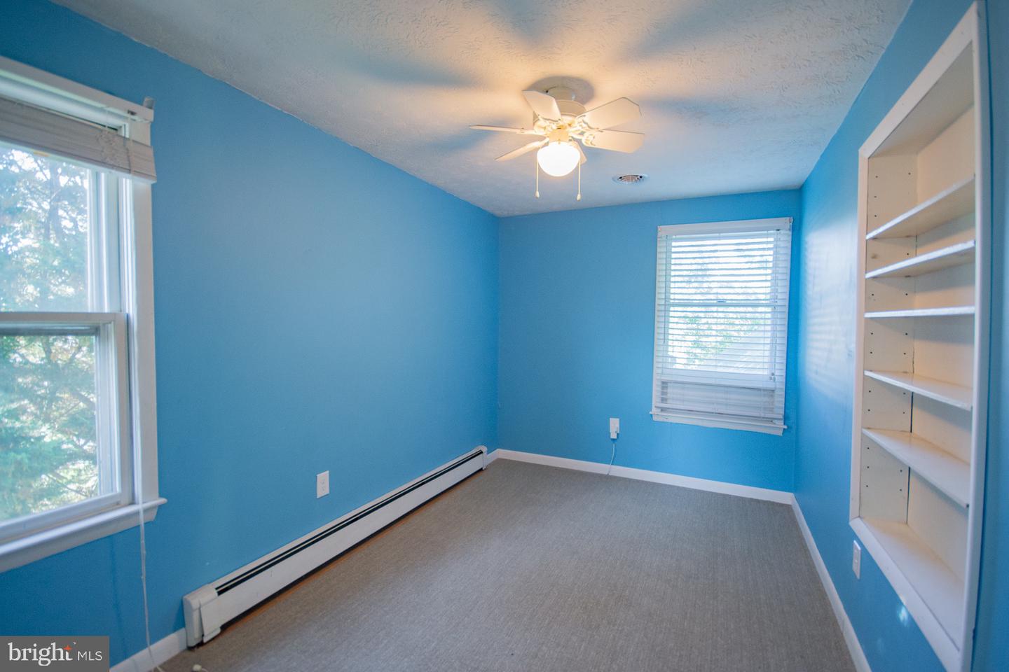 121 E JAMES ST, WINCHESTER, Virginia 22601, 4 Bedrooms Bedrooms, ,2 BathroomsBathrooms,Residential,For sale,121 E JAMES ST,VAWI2007978 MLS # VAWI2007978