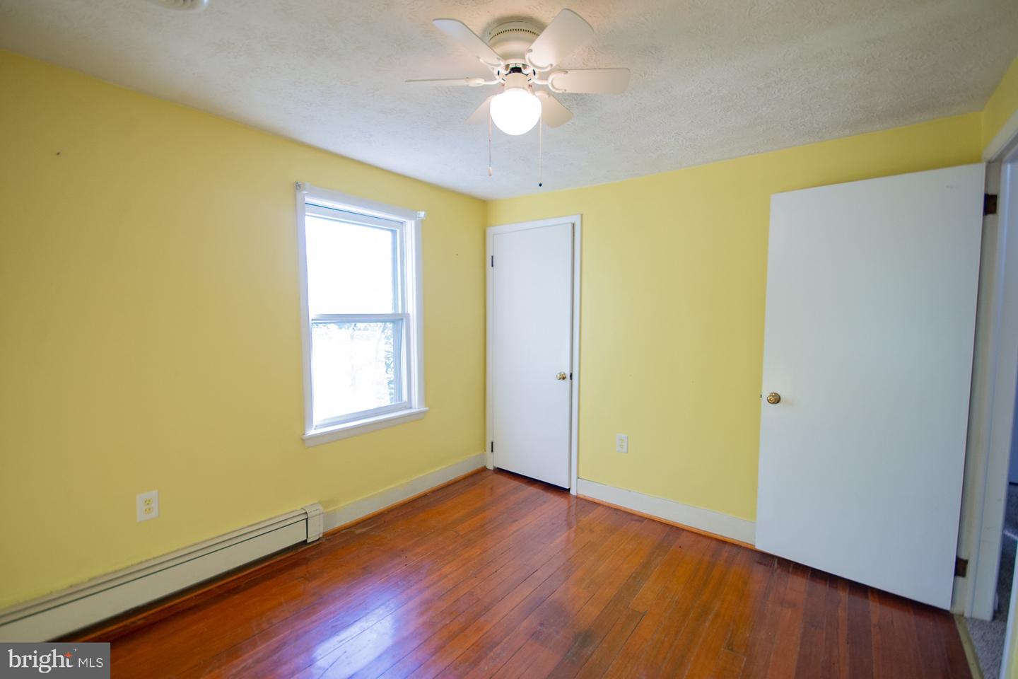 121 E JAMES ST, WINCHESTER, Virginia 22601, 4 Bedrooms Bedrooms, ,2 BathroomsBathrooms,Residential,For sale,121 E JAMES ST,VAWI2007978 MLS # VAWI2007978