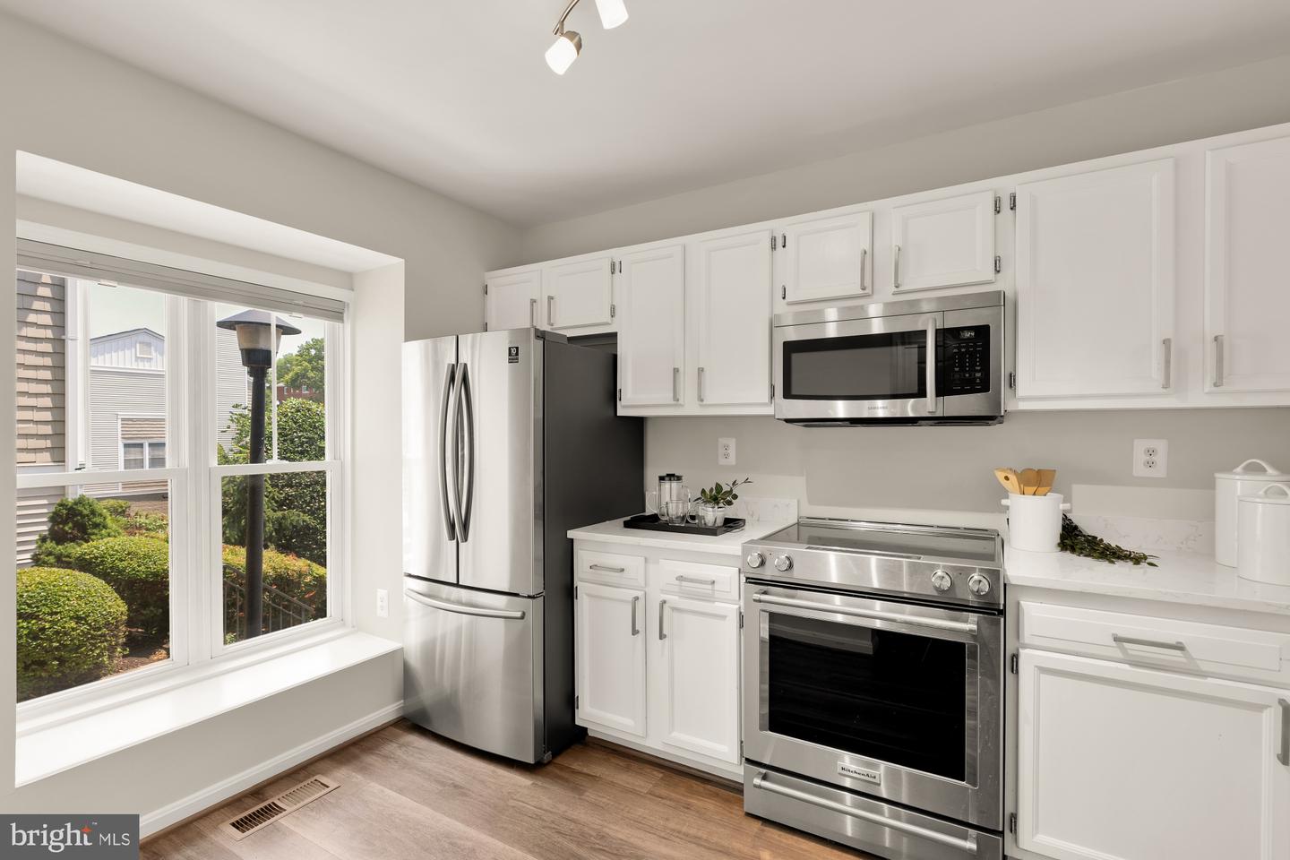 3831 9TH RD S, ARLINGTON, Virginia 22204, 3 Bedrooms Bedrooms, ,3 BathroomsBathrooms,Residential,For sale,3831 9TH RD S,VAAR2059392 MLS # VAAR2059392