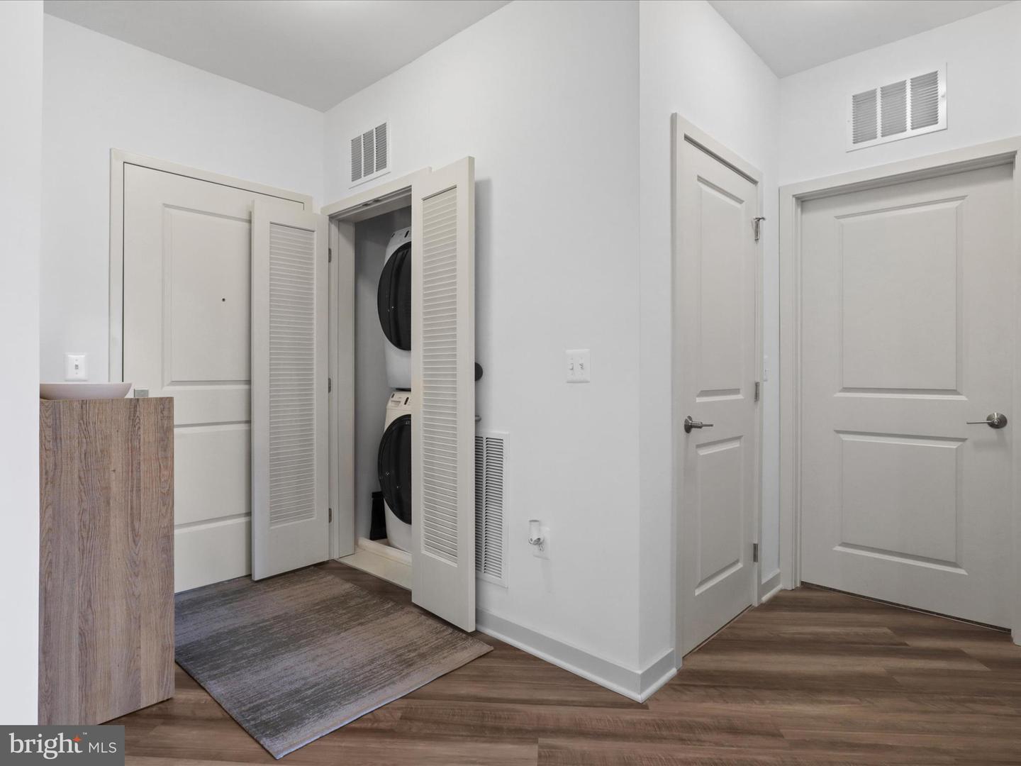 10755 FAIRGROUNDS DR #223, FAIRFAX, Virginia 22030, 2 Bedrooms Bedrooms, ,2 BathroomsBathrooms,Residential,For sale,10755 FAIRGROUNDS DR #223,VAFC2006488 MLS # VAFC2006488