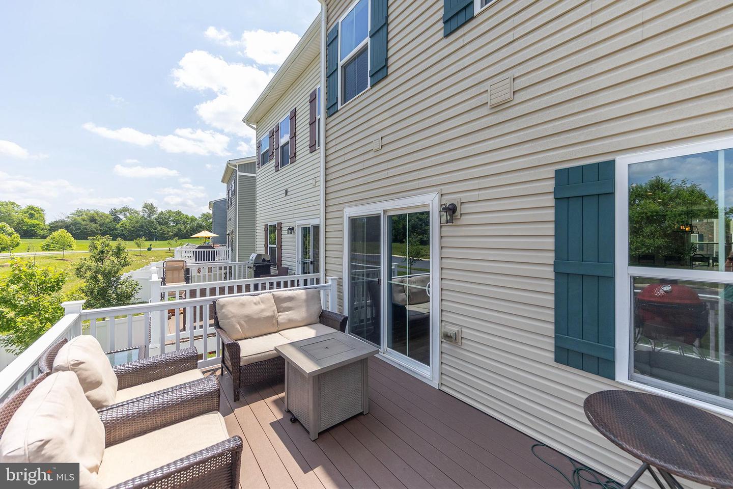 135 BURKWOOD TER, LAKE FREDERICK, Virginia 22630, 3 Bedrooms Bedrooms, ,3 BathroomsBathrooms,Residential,For sale,135 BURKWOOD TER,VAFV2034974 MLS # VAFV2034974