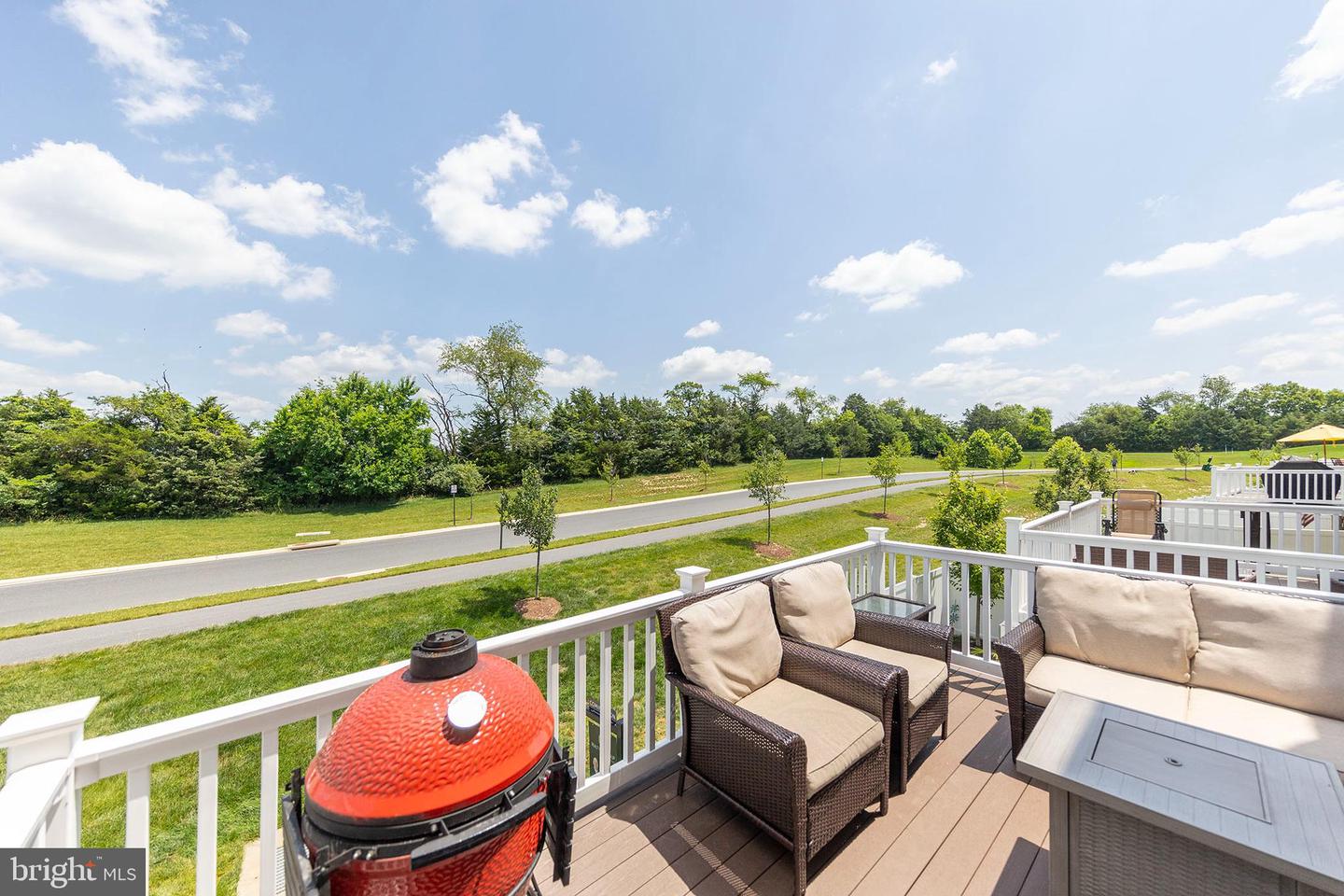 135 BURKWOOD TER, LAKE FREDERICK, Virginia 22630, 3 Bedrooms Bedrooms, ,3 BathroomsBathrooms,Residential,For sale,135 BURKWOOD TER,VAFV2034974 MLS # VAFV2034974