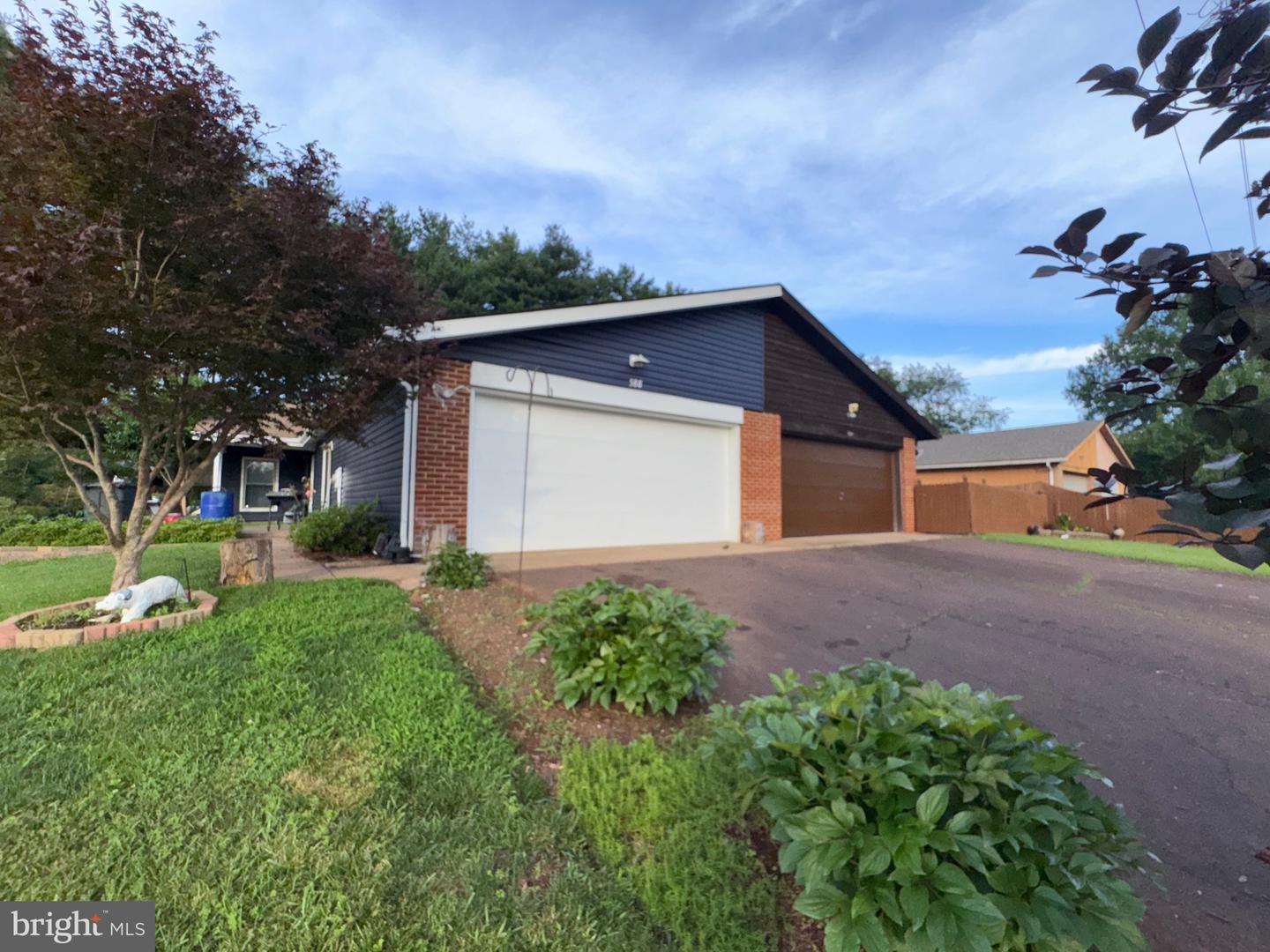 588 MEADOWBROOK DR, CULPEPER, Virginia 22701, 3 Bedrooms Bedrooms, ,2 BathroomsBathrooms,Residential,For sale,588 MEADOWBROOK DR,VACU2010834 MLS # VACU2010834