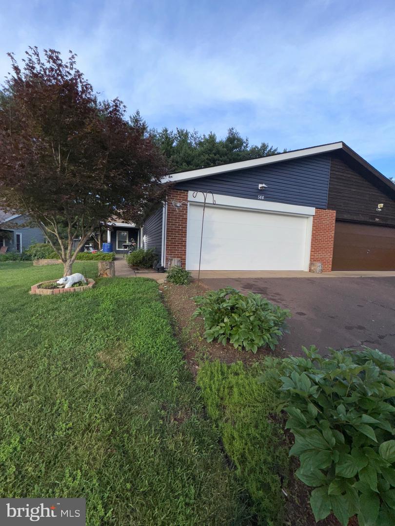 588 MEADOWBROOK DR, CULPEPER, Virginia 22701, 3 Bedrooms Bedrooms, ,2 BathroomsBathrooms,Residential,For sale,588 MEADOWBROOK DR,VACU2010834 MLS # VACU2010834