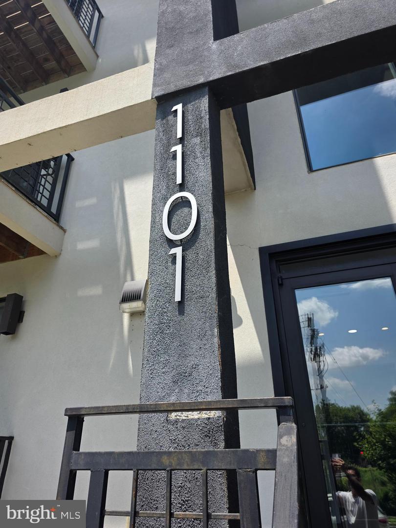 1101 FERN ST NW #301, WASHINGTON, District Of Columbia 20012, 1 Bedroom Bedrooms, ,1 BathroomBathrooms,Residential,For sale,1101 FERN ST NW #301,DCDC2206674 MLS # DCDC2206674