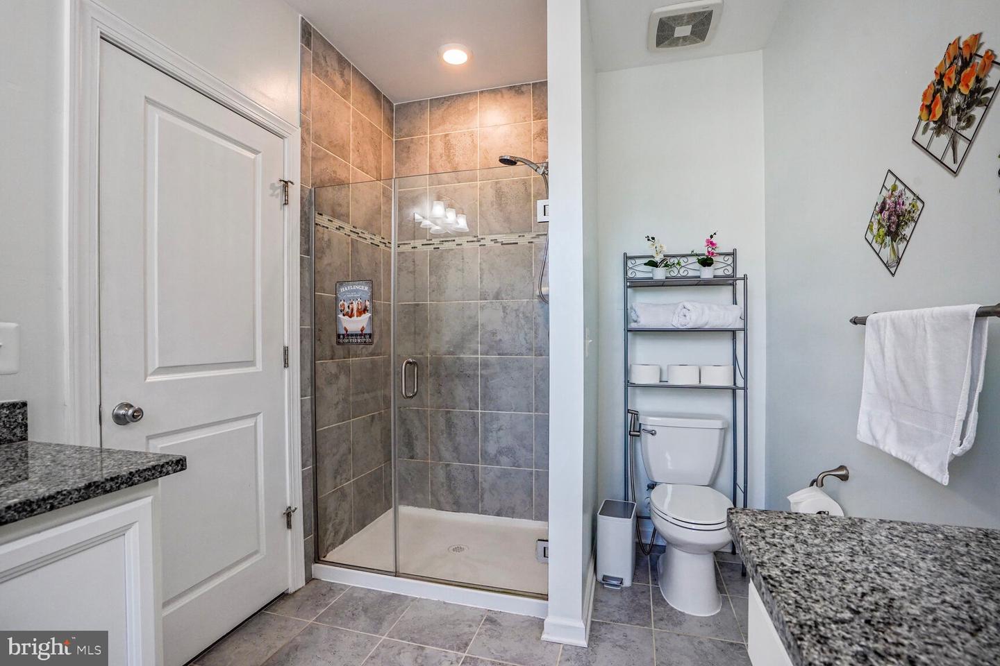 45127 KINCORA DR, STERLING, Virginia 20166, 3 Bedrooms Bedrooms, ,2 BathroomsBathrooms,Residential,For sale,45127 KINCORA DR,VALO2100132 MLS # VALO2100132