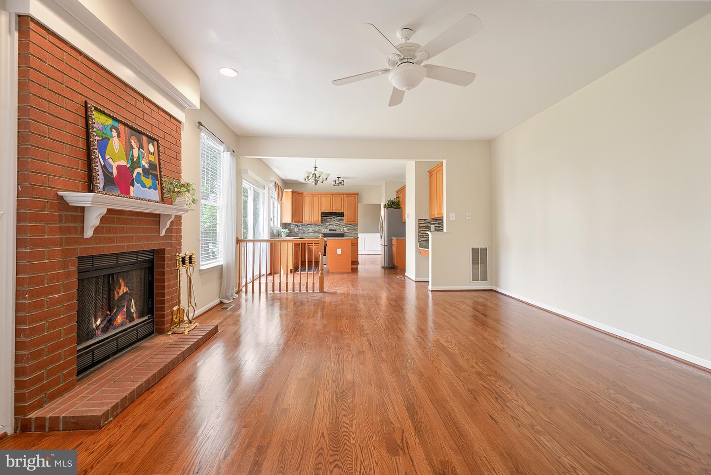 14704 HANNA CT, CENTREVILLE, Virginia 20121, 4 Bedrooms Bedrooms, ,3 BathroomsBathrooms,Residential,For sale,14704 HANNA CT,VAFX2249464 MLS # VAFX2249464