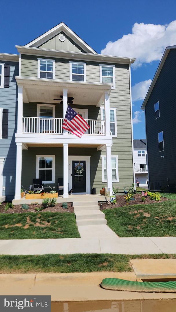 214 COLONY AVE, DALEVILLE, Virginia 24083, 4 Bedrooms Bedrooms, ,3 BathroomsBathrooms,Residential,For sale,214 COLONY AVE,VABO2000030 MLS # VABO2000030