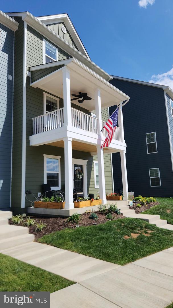 214 COLONY AVE, DALEVILLE, Virginia 24083, 4 Bedrooms Bedrooms, ,3 BathroomsBathrooms,Residential,For sale,214 COLONY AVE,VABO2000030 MLS # VABO2000030