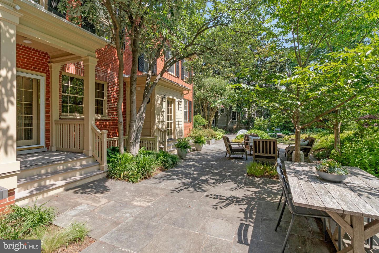 412 N VIEW TER, ALEXANDRIA, Virginia 22301, 5 Bedrooms Bedrooms, ,4 BathroomsBathrooms,Residential,For sale,412 N VIEW TER,VAAX2046860 MLS # VAAX2046860