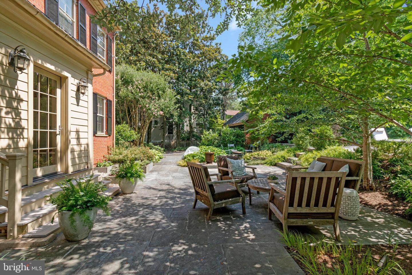 412 N VIEW TER, ALEXANDRIA, Virginia 22301, 5 Bedrooms Bedrooms, ,4 BathroomsBathrooms,Residential,For sale,412 N VIEW TER,VAAX2046860 MLS # VAAX2046860