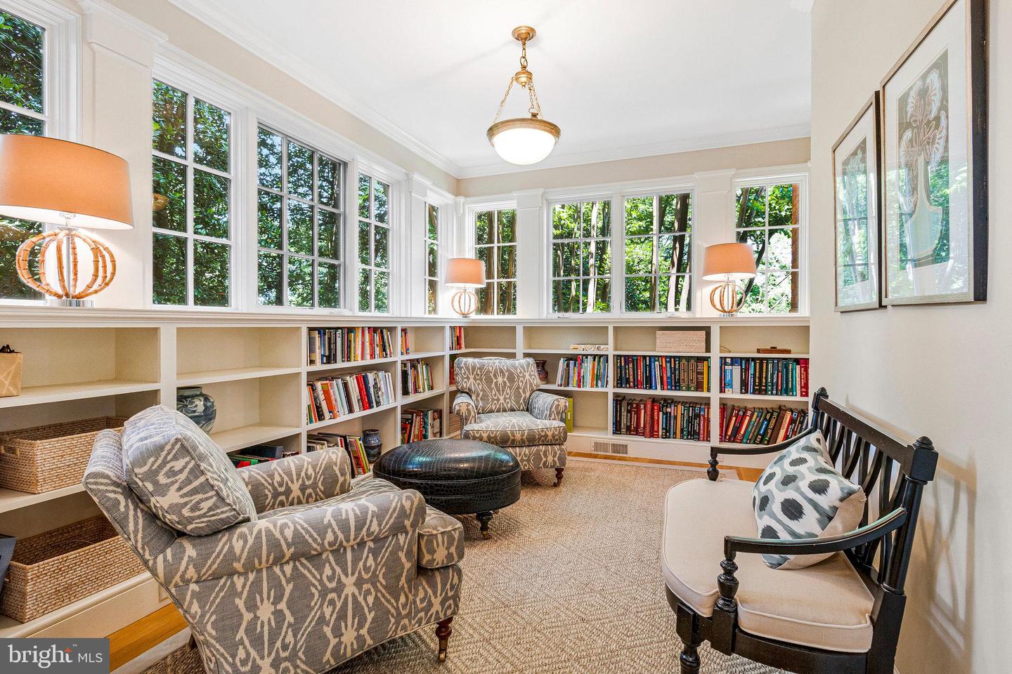 412 N VIEW TER, ALEXANDRIA, Virginia 22301, 5 Bedrooms Bedrooms, ,4 BathroomsBathrooms,Residential,For sale,412 N VIEW TER,VAAX2046860 MLS # VAAX2046860