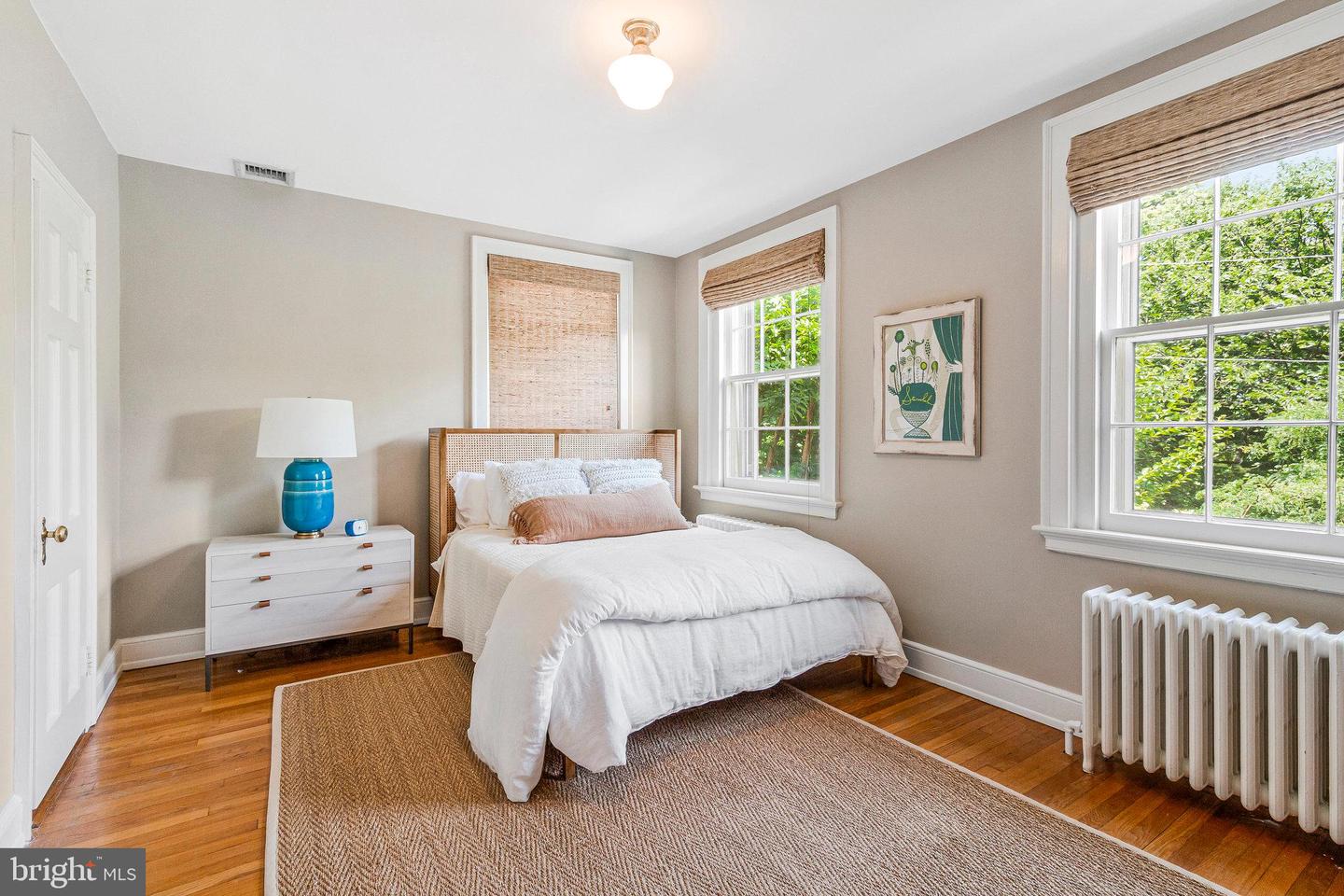412 N VIEW TER, ALEXANDRIA, Virginia 22301, 5 Bedrooms Bedrooms, ,4 BathroomsBathrooms,Residential,For sale,412 N VIEW TER,VAAX2046860 MLS # VAAX2046860