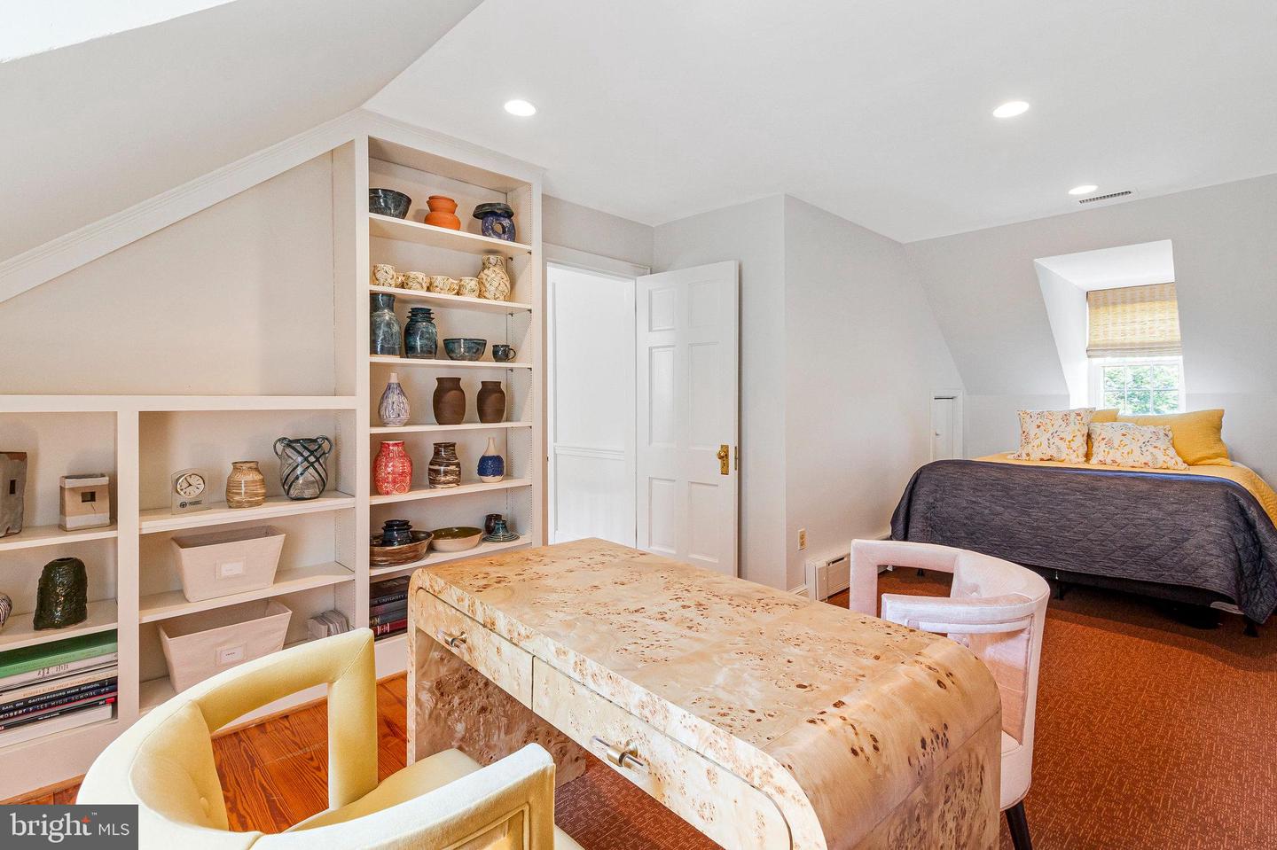 412 N VIEW TER, ALEXANDRIA, Virginia 22301, 5 Bedrooms Bedrooms, ,4 BathroomsBathrooms,Residential,For sale,412 N VIEW TER,VAAX2046860 MLS # VAAX2046860