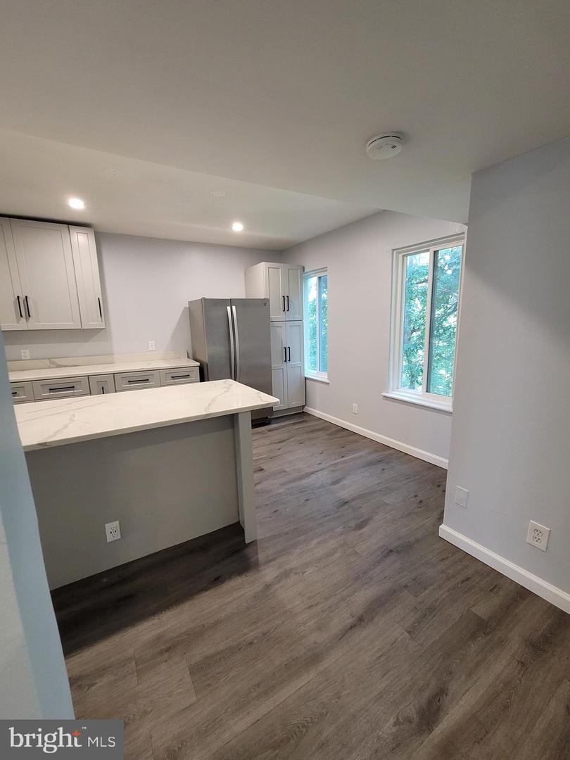 5049 7TH RD S #201, ARLINGTON, Virginia 22204, 2 Bedrooms Bedrooms, ,1 BathroomBathrooms,Residential,For sale,5049 7TH RD S #201,VAAR2059766 MLS # VAAR2059766
