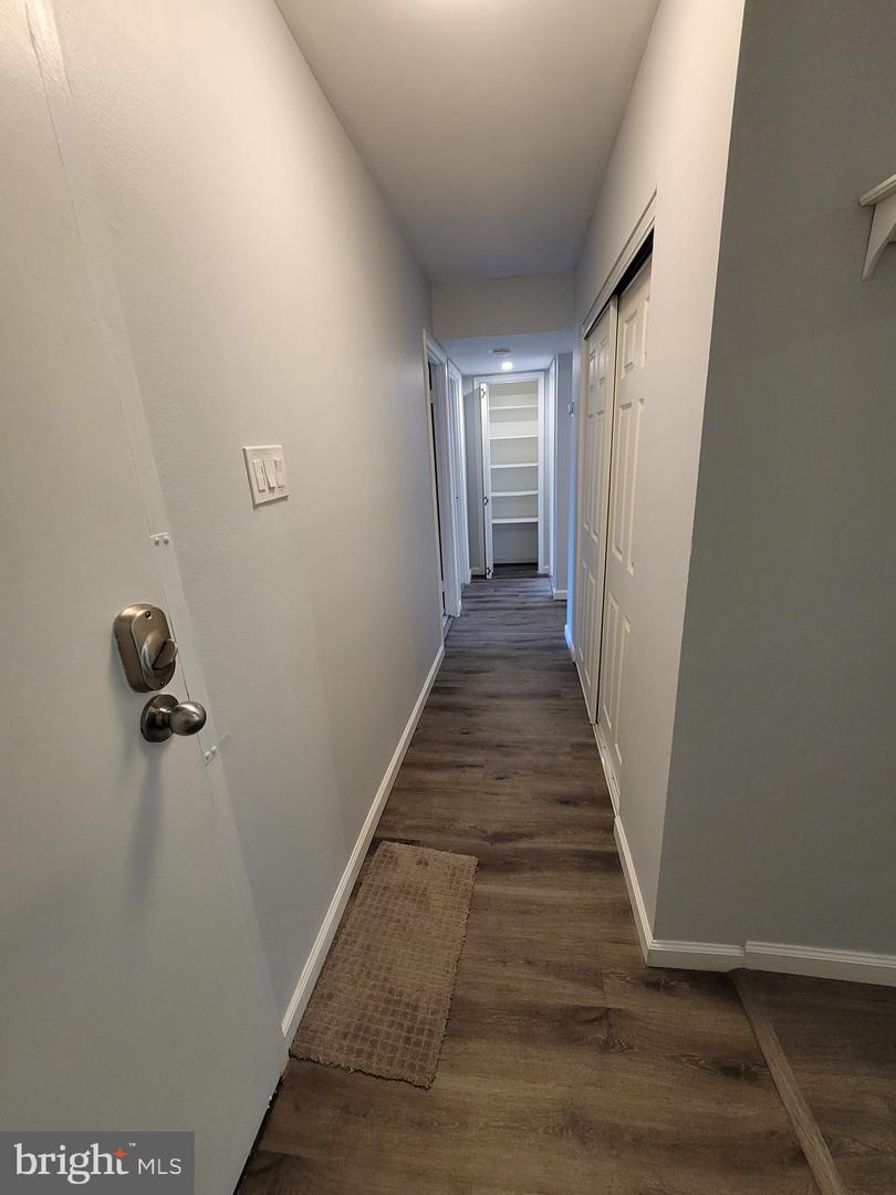 5049 7TH RD S #201, ARLINGTON, Virginia 22204, 2 Bedrooms Bedrooms, ,1 BathroomBathrooms,Residential,For sale,5049 7TH RD S #201,VAAR2059766 MLS # VAAR2059766