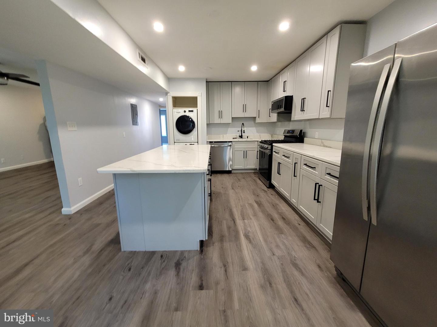 5049 7TH RD S #201, ARLINGTON, Virginia 22204, 2 Bedrooms Bedrooms, ,1 BathroomBathrooms,Residential,For sale,5049 7TH RD S #201,VAAR2059766 MLS # VAAR2059766