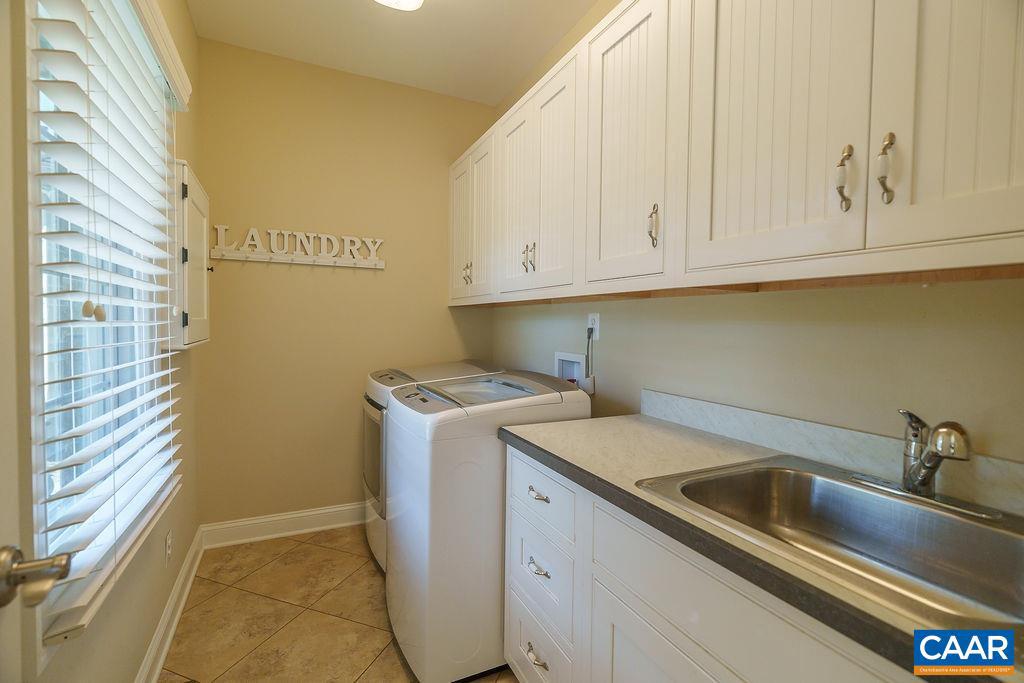 3525 ROCKS MILL LN, CHARLOTTESVILLE, Virginia 22903, 3 Bedrooms Bedrooms, ,3 BathroomsBathrooms,Residential,For sale,3525 ROCKS MILL LN,666048 MLS # 666048