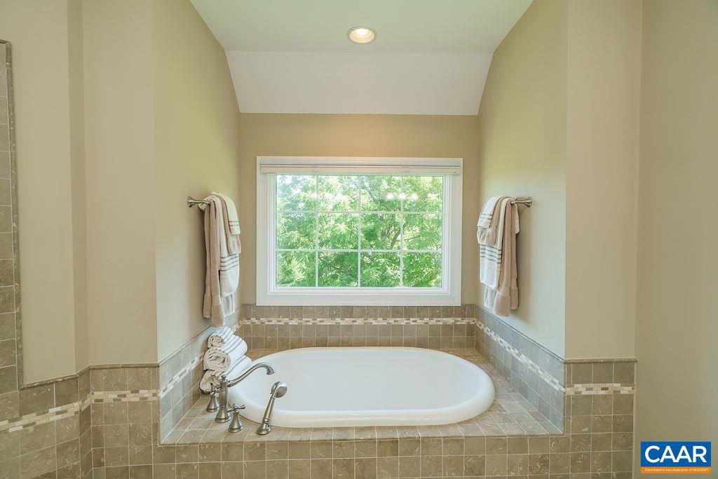 3525 ROCKS MILL LN, CHARLOTTESVILLE, Virginia 22903, 3 Bedrooms Bedrooms, ,3 BathroomsBathrooms,Residential,For sale,3525 ROCKS MILL LN,666048 MLS # 666048