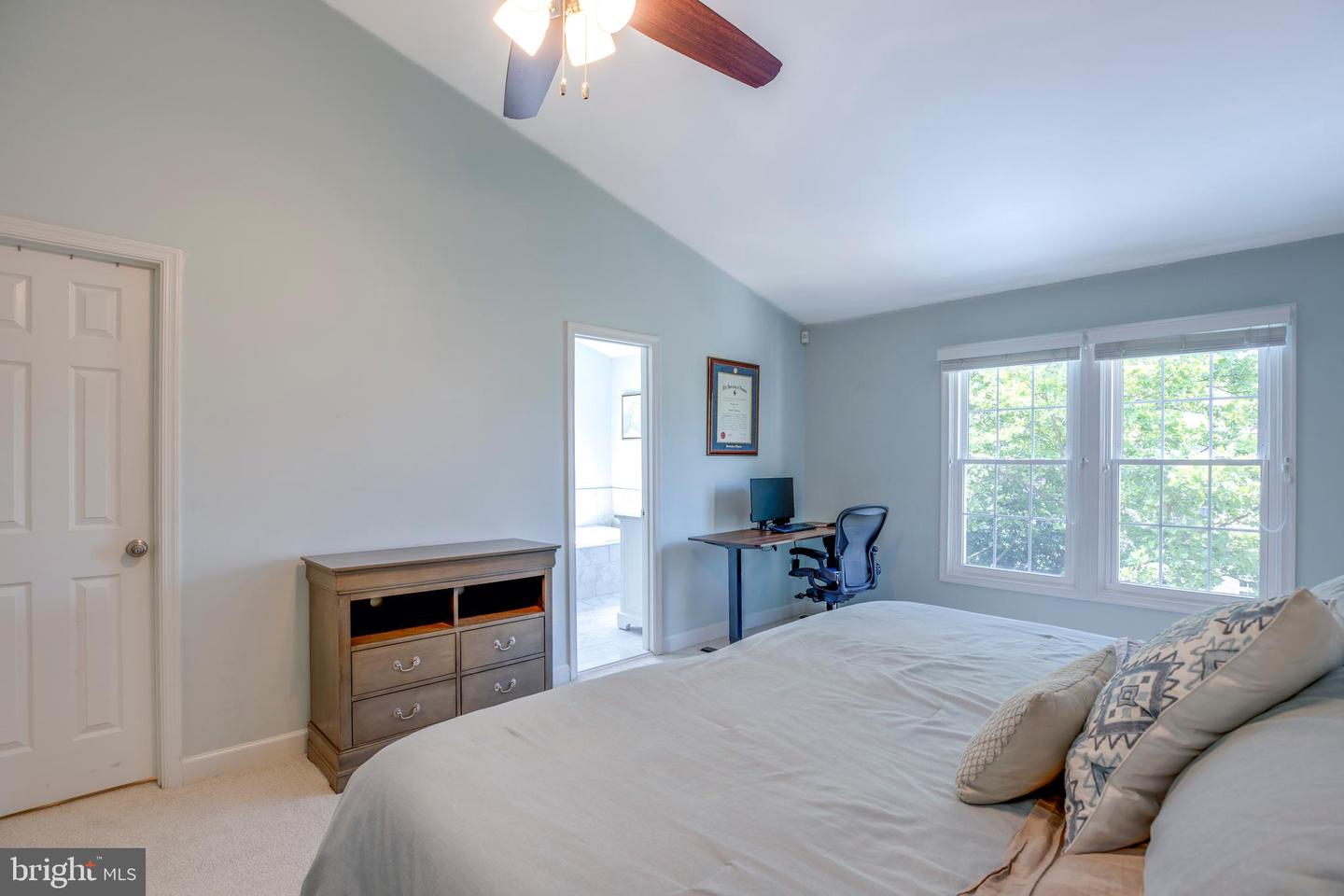 8001 GINA PL, VIENNA, Virginia 22182, 3 Bedrooms Bedrooms, ,2 BathroomsBathrooms,Residential,For sale,8001 GINA PL,VAFX2250124 MLS # VAFX2250124