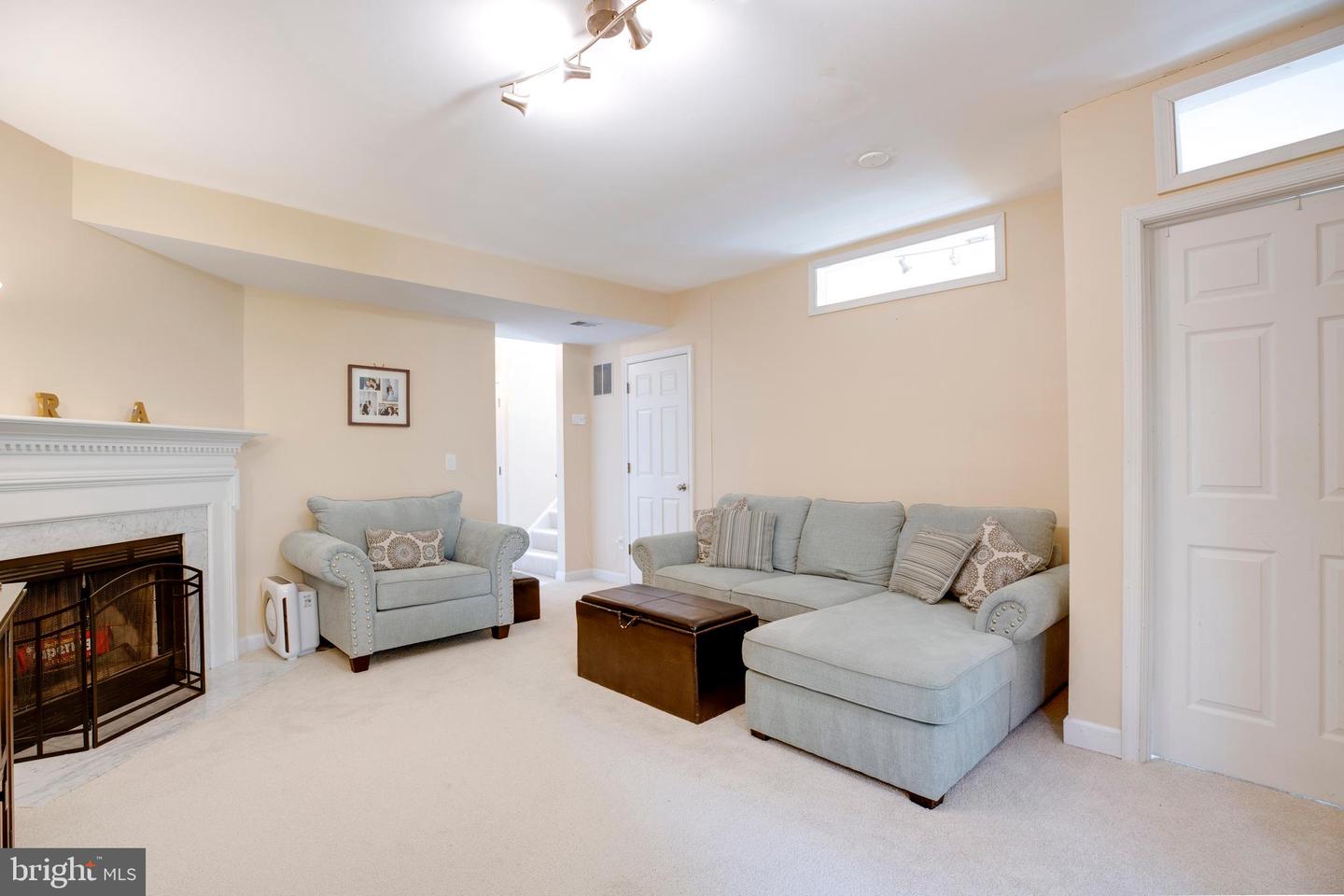 8001 GINA PL, VIENNA, Virginia 22182, 3 Bedrooms Bedrooms, ,2 BathroomsBathrooms,Residential,For sale,8001 GINA PL,VAFX2250124 MLS # VAFX2250124