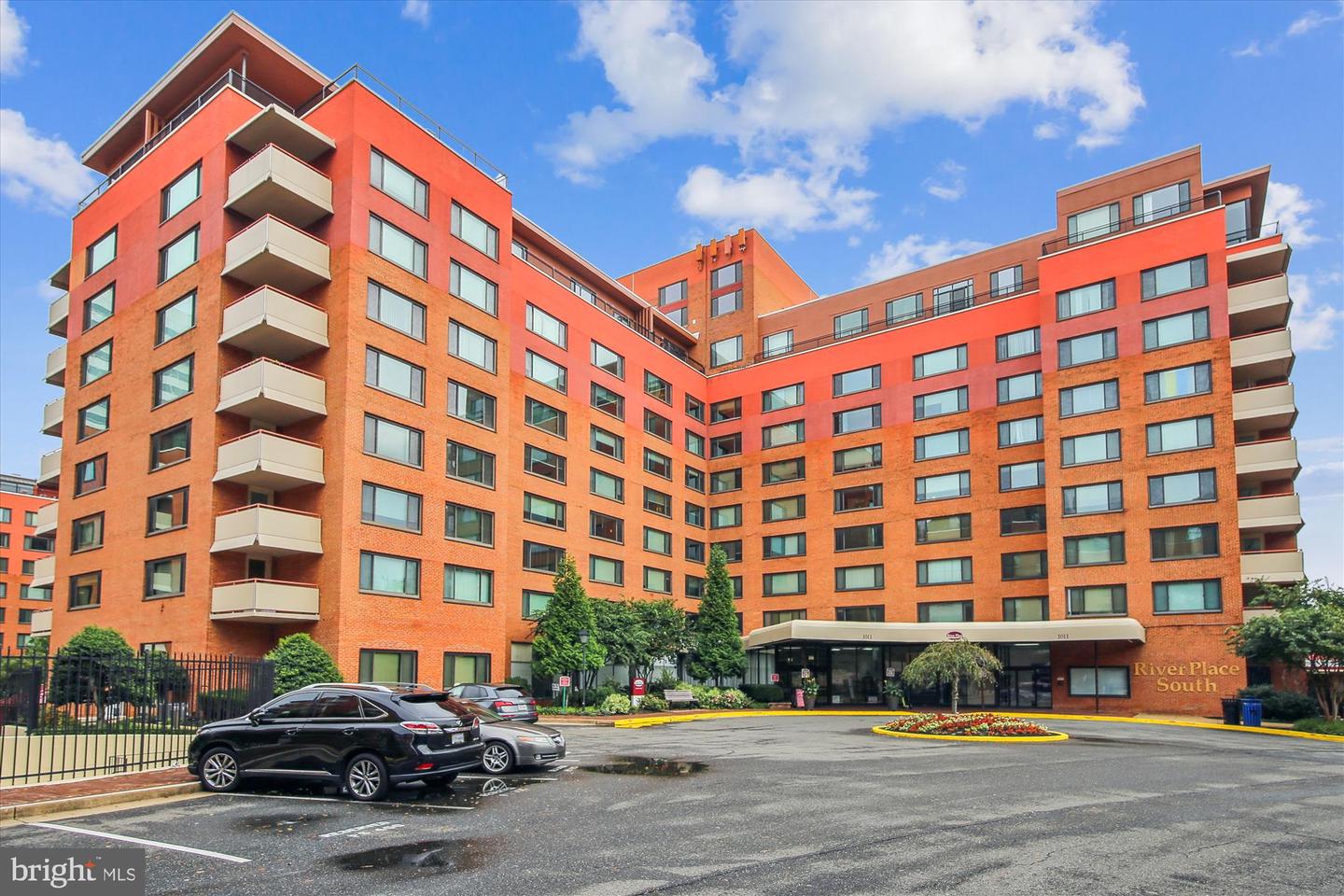 1121 ARLINGTON BLVD #724, ARLINGTON, Virginia 22209, ,1 BathroomBathrooms,Residential,For sale,1121 ARLINGTON BLVD #724,VAAR2059784 MLS # VAAR2059784