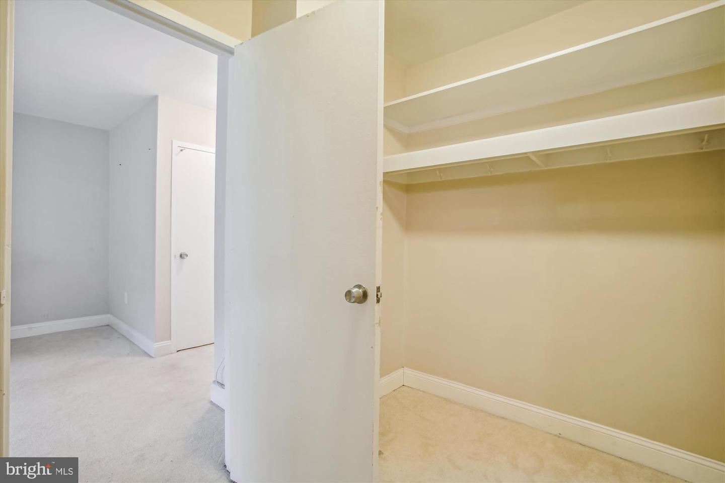 1121 ARLINGTON BLVD #724, ARLINGTON, Virginia 22209, ,1 BathroomBathrooms,Residential,For sale,1121 ARLINGTON BLVD #724,VAAR2059784 MLS # VAAR2059784