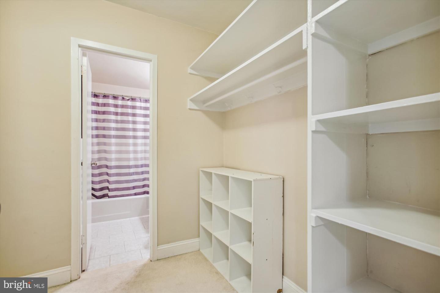 1121 ARLINGTON BLVD #724, ARLINGTON, Virginia 22209, ,1 BathroomBathrooms,Residential,For sale,1121 ARLINGTON BLVD #724,VAAR2059784 MLS # VAAR2059784