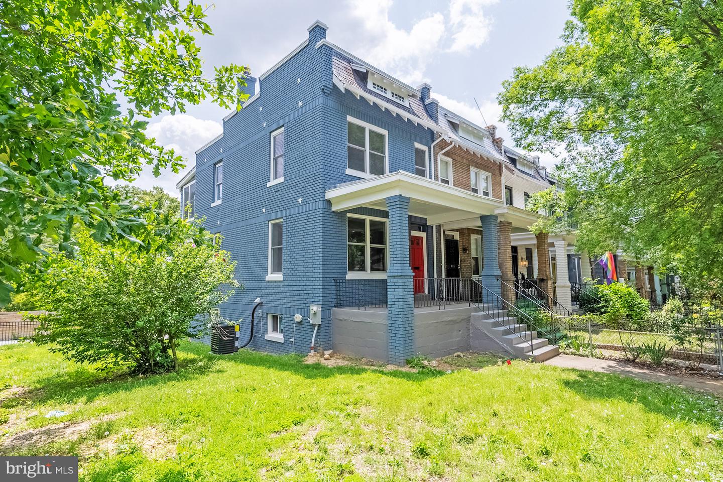 1233 TRINIDAD AVE NE, WASHINGTON, District Of Columbia 20002, 3 Bedrooms Bedrooms, ,3 BathroomsBathrooms,Residential,For sale,1233 TRINIDAD AVE NE,DCDC2207542 MLS # DCDC2207542