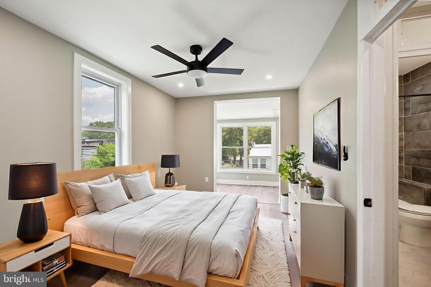 1233 TRINIDAD AVE NE, WASHINGTON, District Of Columbia 20002, 3 Bedrooms Bedrooms, ,3 BathroomsBathrooms,Residential,For sale,1233 TRINIDAD AVE NE,DCDC2207542 MLS # DCDC2207542