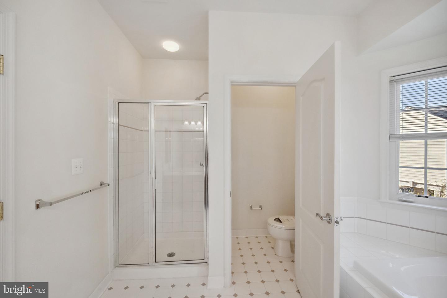 40396 MILFORD, ASHBURN, Virginia 20148, 3 Bedrooms Bedrooms, ,2 BathroomsBathrooms,Residential,For sale,40396 MILFORD,VALO2100486 MLS # VALO2100486