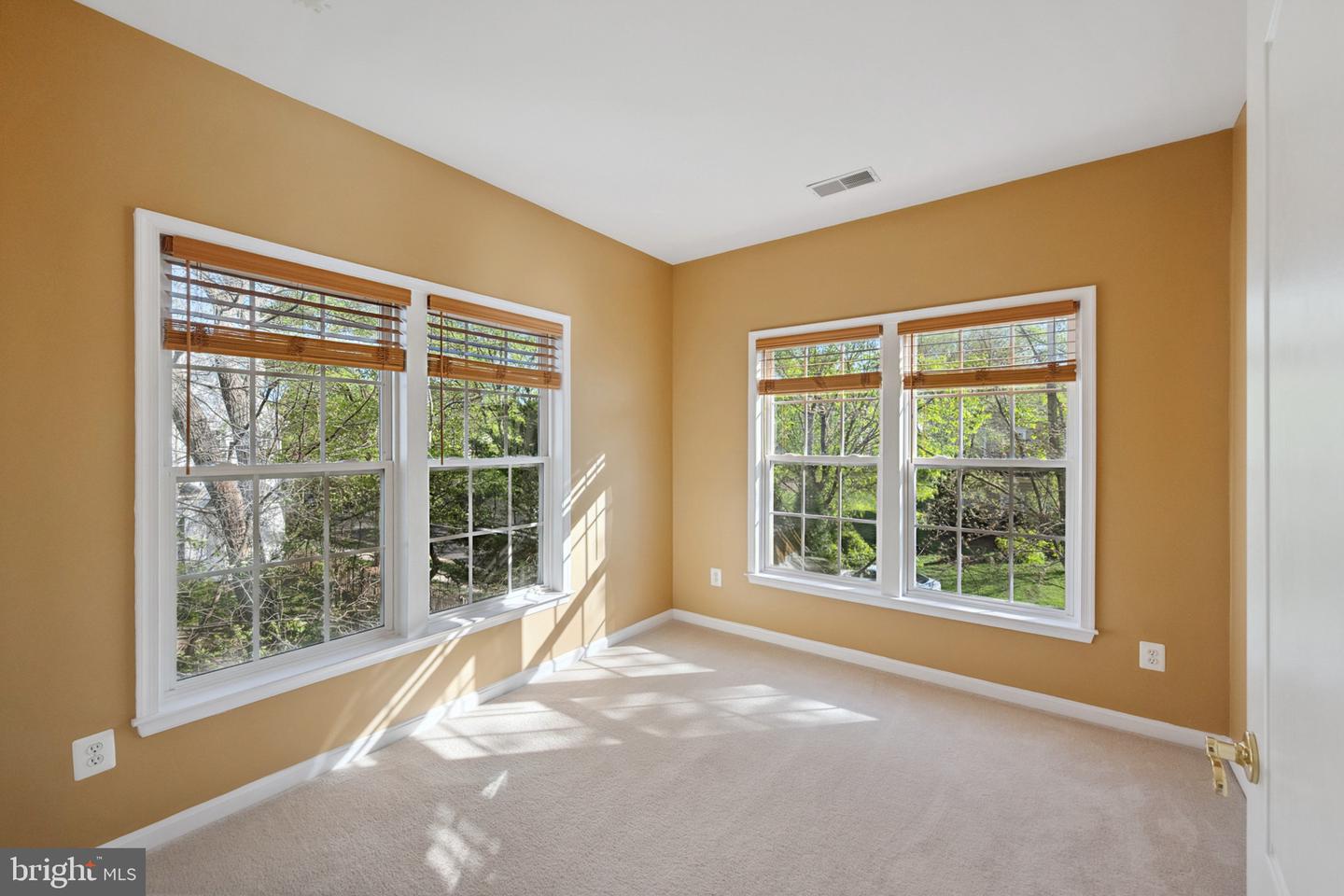 40396 MILFORD, ASHBURN, Virginia 20148, 3 Bedrooms Bedrooms, ,2 BathroomsBathrooms,Residential,For sale,40396 MILFORD,VALO2100486 MLS # VALO2100486