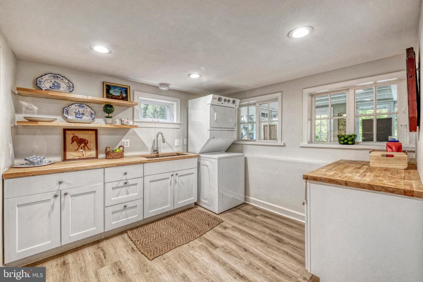 9068 NORTH JOHN S MOSBY HWY N, UPPERVILLE, Virginia 20184, 3 Bedrooms Bedrooms, ,3 BathroomsBathrooms,Residential,For sale,9068 NORTH JOHN S MOSBY HWY N,VAFQ2017188 MLS # VAFQ2017188
