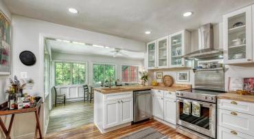 9068 NORTH JOHN S MOSBY HWY N, UPPERVILLE, Virginia 20184, 3 Bedrooms Bedrooms, ,3 BathroomsBathrooms,Residential,For sale,9068 NORTH JOHN S MOSBY HWY N,VAFQ2017188 MLS # VAFQ2017188