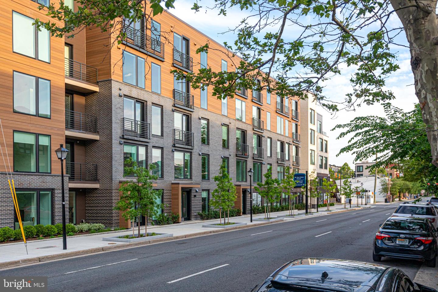 701 N HENRY ST #210, ALEXANDRIA, Virginia 22314, 2 Bedrooms Bedrooms, ,2 BathroomsBathrooms,Residential,For sale,701 N HENRY ST #210,VAAX2046894 MLS # VAAX2046894