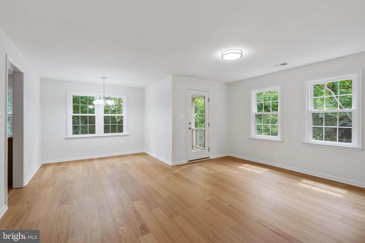 6727 W WAKEFIELD DR #B2, ALEXANDRIA, Virginia 22307, 2 Bedrooms Bedrooms, ,1 BathroomBathrooms,Residential,For sale,6727 W WAKEFIELD DR #B2,VAFX2250424 MLS # VAFX2250424