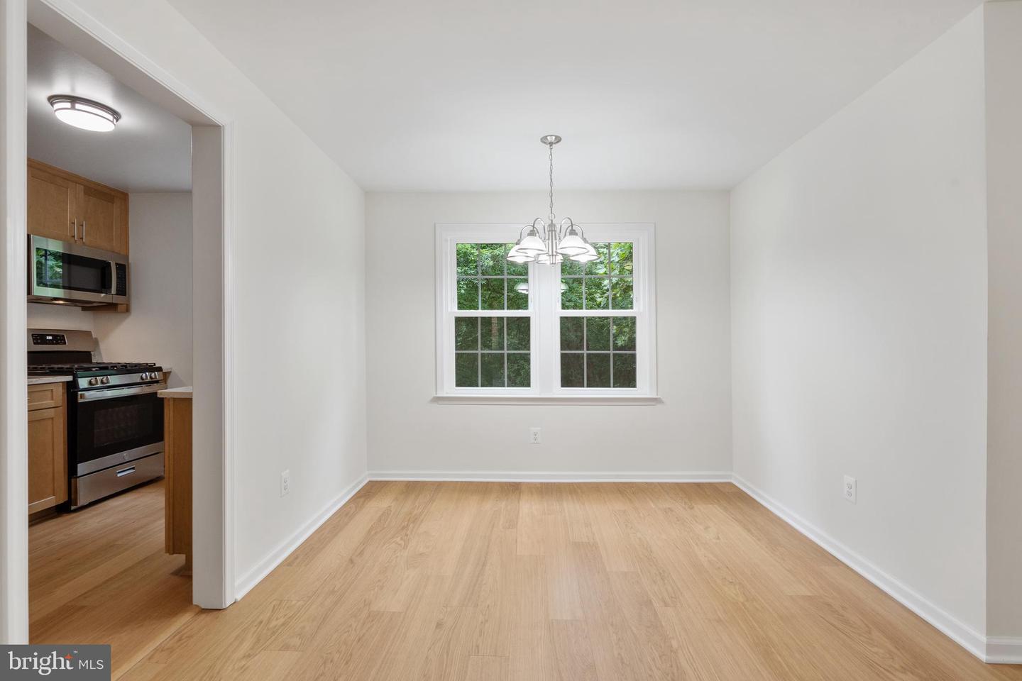 6727 W WAKEFIELD DR #B2, ALEXANDRIA, Virginia 22307, 2 Bedrooms Bedrooms, ,1 BathroomBathrooms,Residential,For sale,6727 W WAKEFIELD DR #B2,VAFX2250424 MLS # VAFX2250424