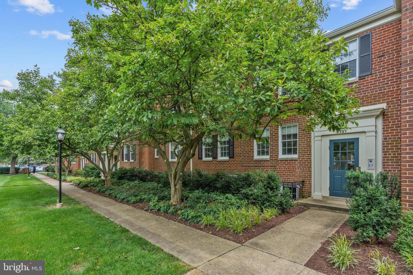 6727 W WAKEFIELD DR #B2, ALEXANDRIA, Virginia 22307, 2 Bedrooms Bedrooms, ,1 BathroomBathrooms,Residential,For sale,6727 W WAKEFIELD DR #B2,VAFX2250424 MLS # VAFX2250424