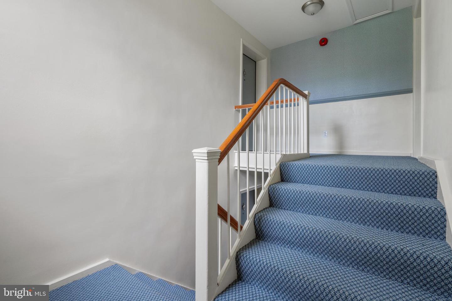 6727 W WAKEFIELD DR #B2, ALEXANDRIA, Virginia 22307, 2 Bedrooms Bedrooms, ,1 BathroomBathrooms,Residential,For sale,6727 W WAKEFIELD DR #B2,VAFX2250424 MLS # VAFX2250424