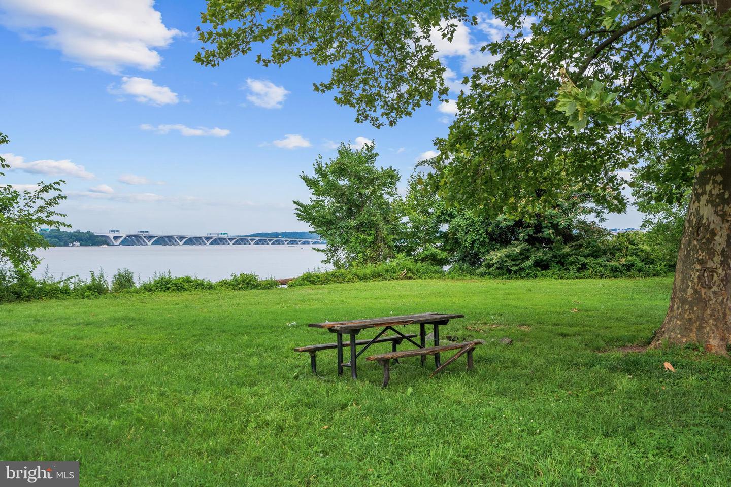 6727 W WAKEFIELD DR #B2, ALEXANDRIA, Virginia 22307, 2 Bedrooms Bedrooms, ,1 BathroomBathrooms,Residential,For sale,6727 W WAKEFIELD DR #B2,VAFX2250424 MLS # VAFX2250424