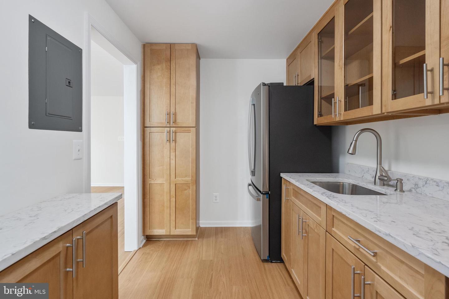 6727 W WAKEFIELD DR #B2, ALEXANDRIA, Virginia 22307, 2 Bedrooms Bedrooms, ,1 BathroomBathrooms,Residential,For sale,6727 W WAKEFIELD DR #B2,VAFX2250424 MLS # VAFX2250424