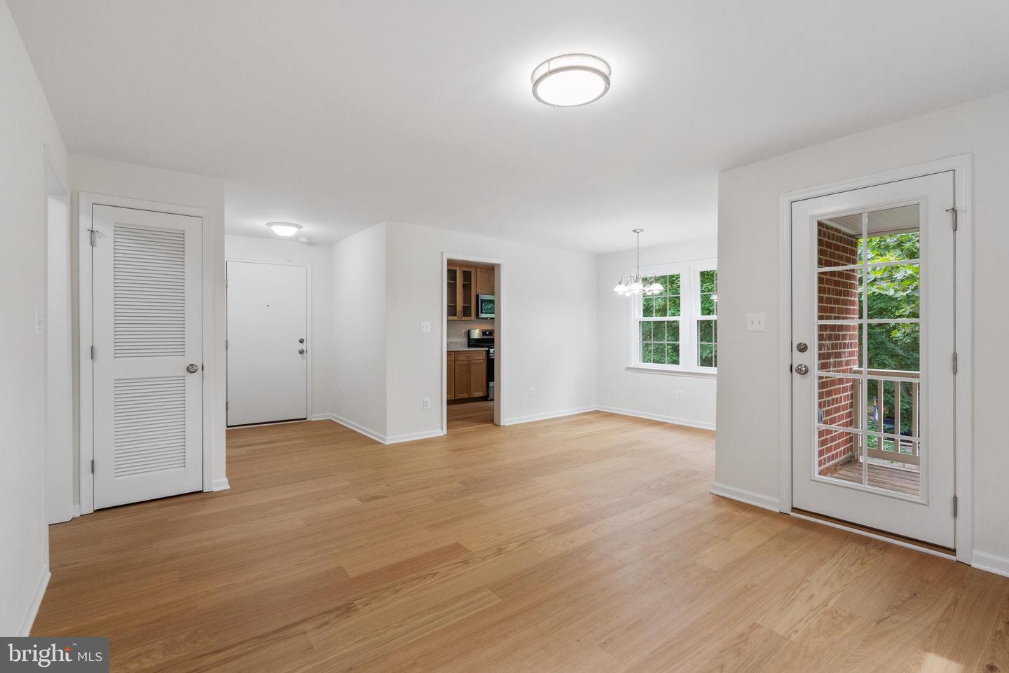 6727 W WAKEFIELD DR #B2, ALEXANDRIA, Virginia 22307, 2 Bedrooms Bedrooms, ,1 BathroomBathrooms,Residential,For sale,6727 W WAKEFIELD DR #B2,VAFX2250424 MLS # VAFX2250424
