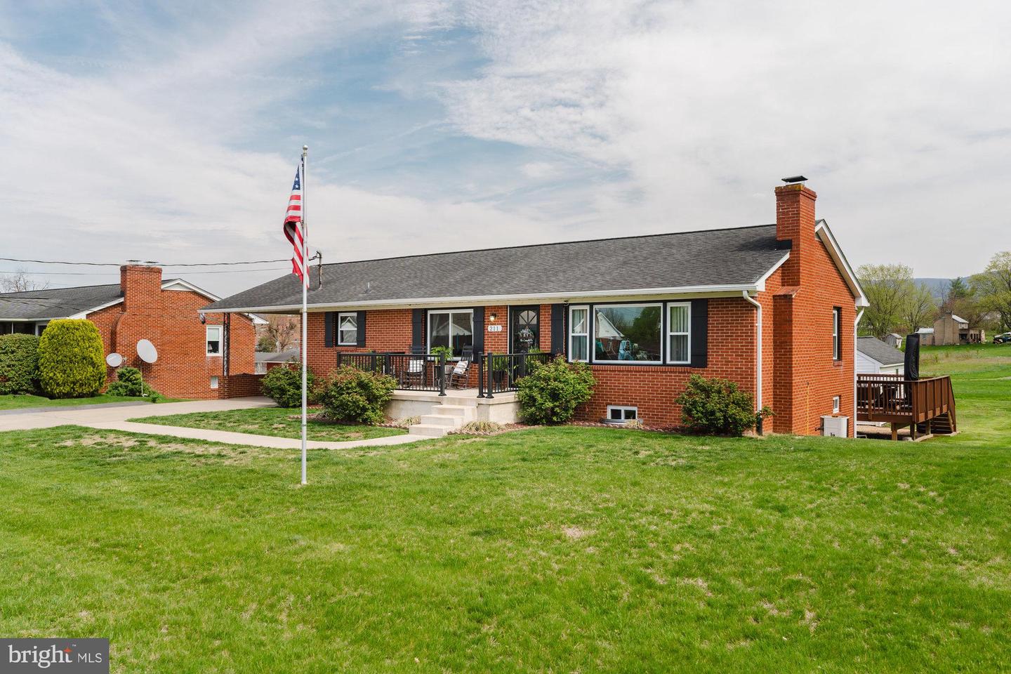 211 AL GOOD DR, STANLEY, Virginia 22851, 5 Bedrooms Bedrooms, ,2 BathroomsBathrooms,Residential,For sale,211 AL GOOD DR,VAPA2005078 MLS # VAPA2005078