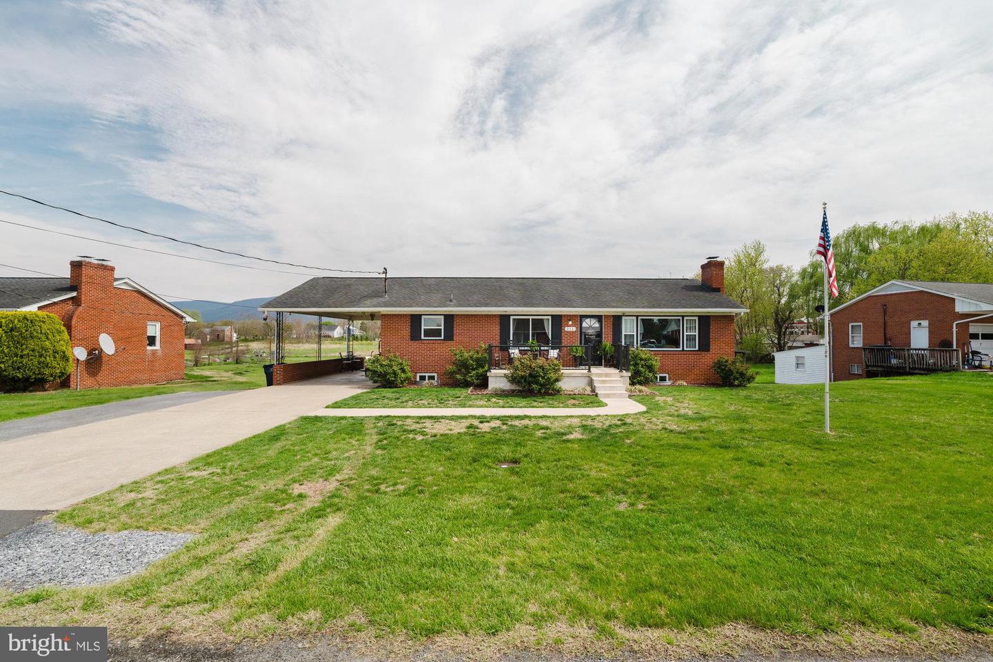 211 AL GOOD DR, STANLEY, Virginia 22851, 5 Bedrooms Bedrooms, ,2 BathroomsBathrooms,Residential,For sale,211 AL GOOD DR,VAPA2005078 MLS # VAPA2005078