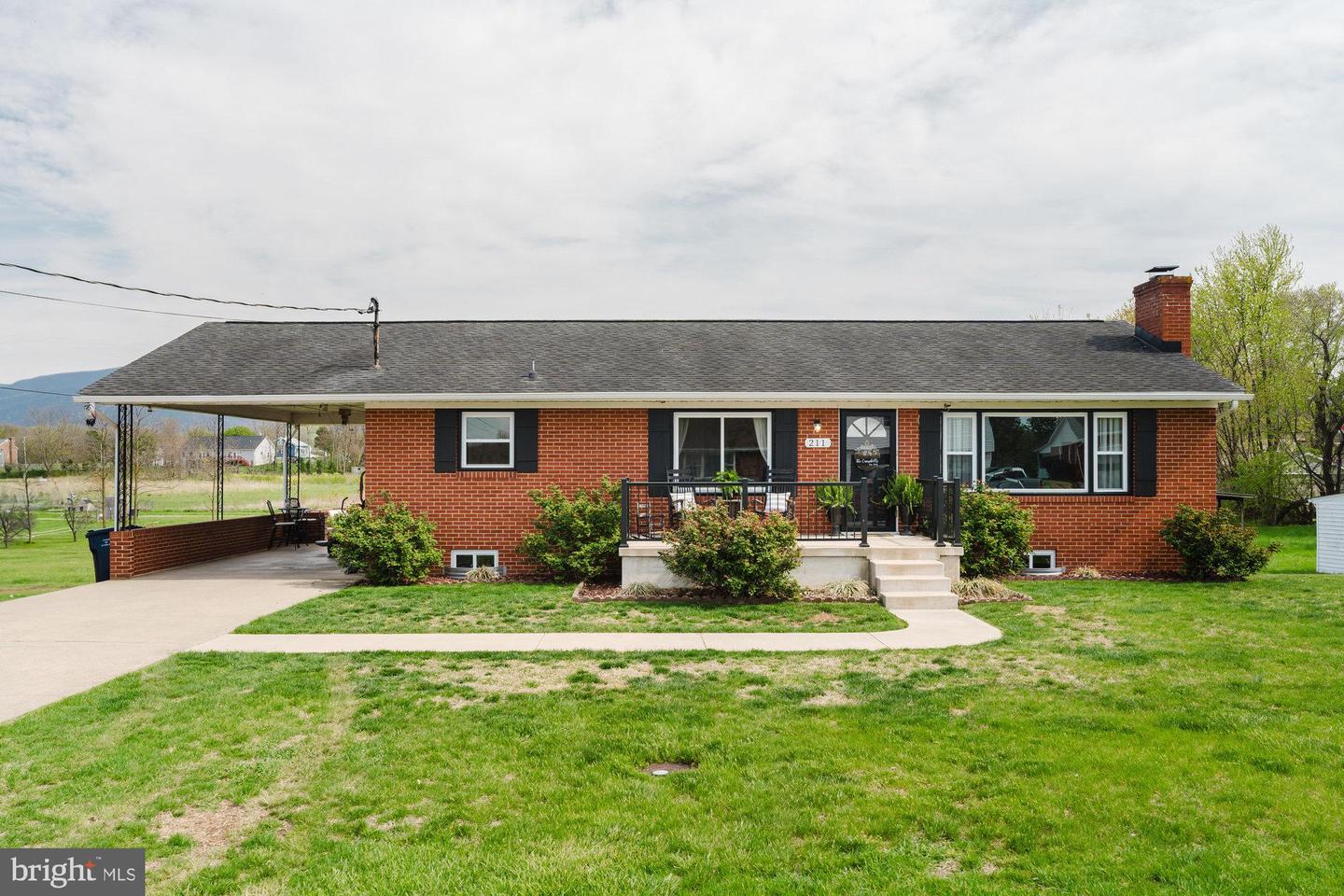 211 AL GOOD DR, STANLEY, Virginia 22851, 5 Bedrooms Bedrooms, ,2 BathroomsBathrooms,Residential,For sale,211 AL GOOD DR,VAPA2005078 MLS # VAPA2005078
